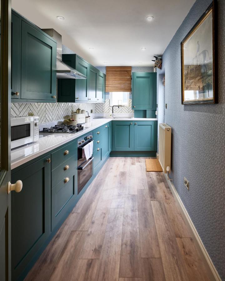 Townhouse Suites- Abbey Row Malmesbury Exteriér fotografie